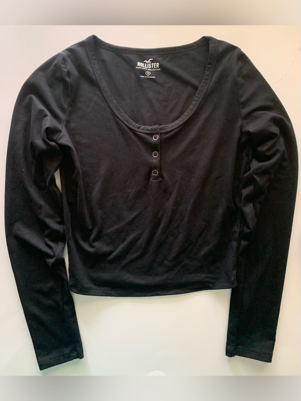 Hollister Black Cotton Knit Button Front Henley Round Neck Top Shirt S